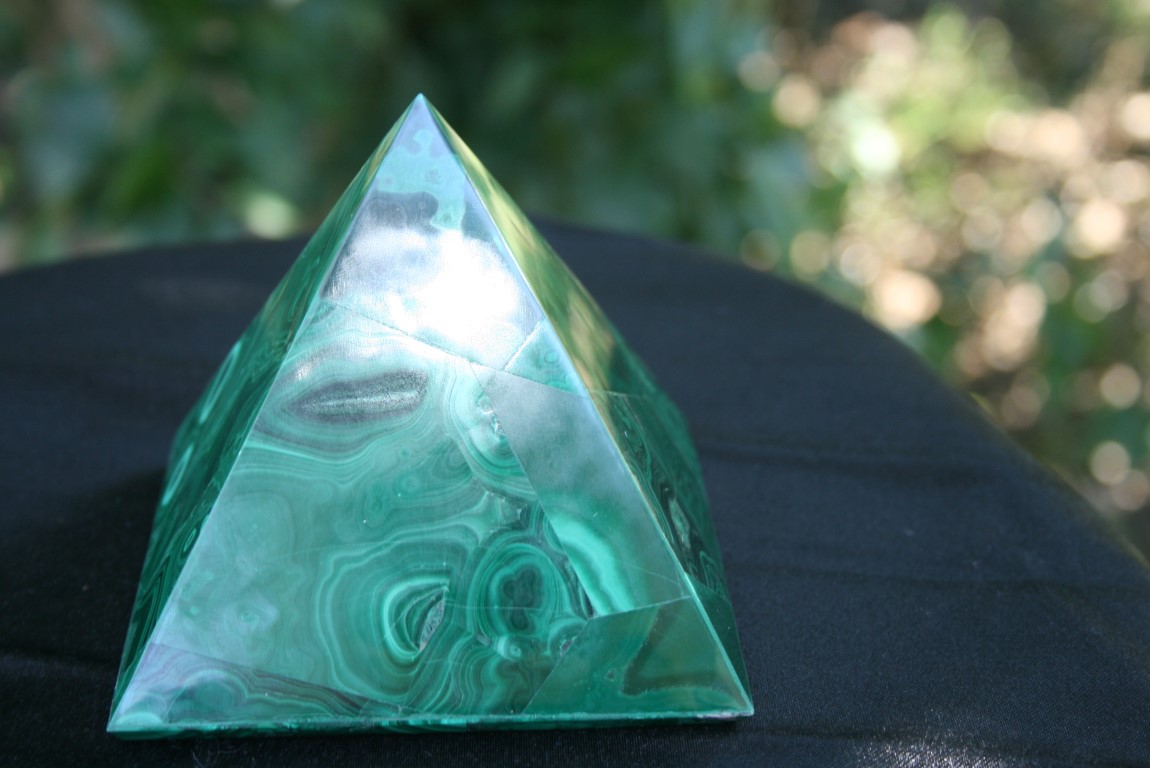 Malachite Pyramid  is said to Protect against the evil eye 4660
